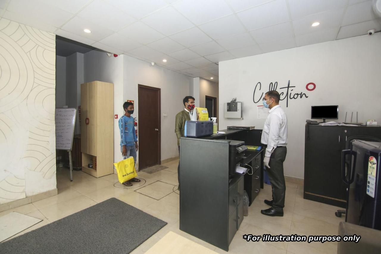 Collection O 7557 Hotel Shiv Kunj Exotica Naroda Exteriör bild