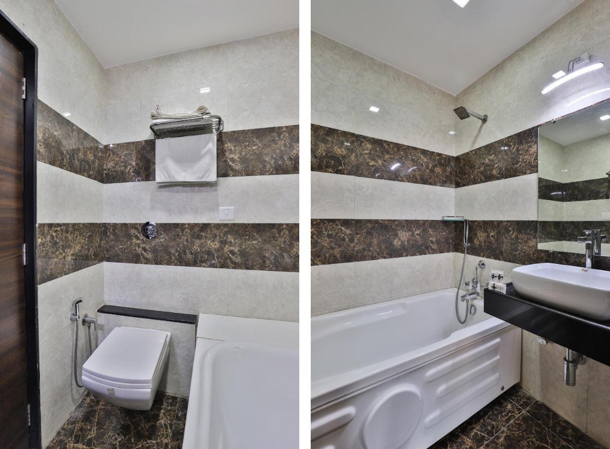 Collection O 7557 Hotel Shiv Kunj Exotica Naroda Exteriör bild